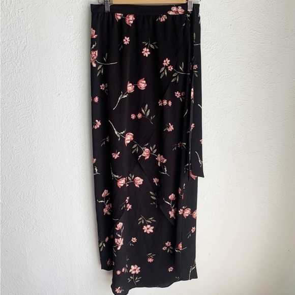 Tobi Floral Maxi Wrap Skirt and Top Set black Sz Large - Picture 2 of 8